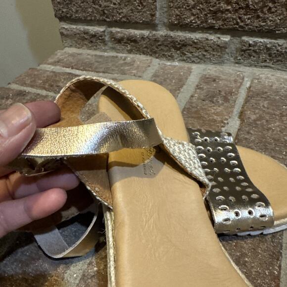 Sesto Meucci Zammy Perforated Wedge Sandal Platino Size 8 - Picture 5 of 16